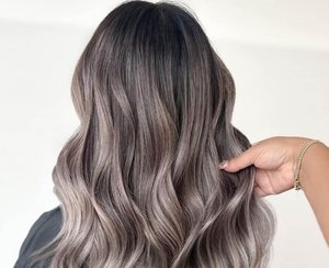 Why Does the Hair Turn Grey_Uncover the Causes