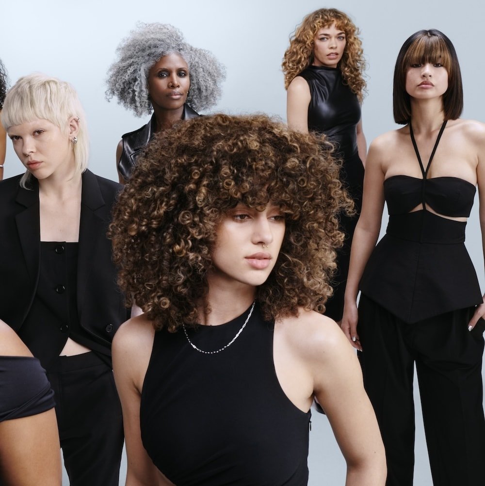 Explore Touchable Texture Volumizing Whip | Redken India